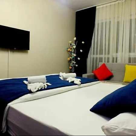 Lysuit Appart hôtel *